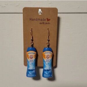 Handmade "Arm&Hammer Detergent" Earrings